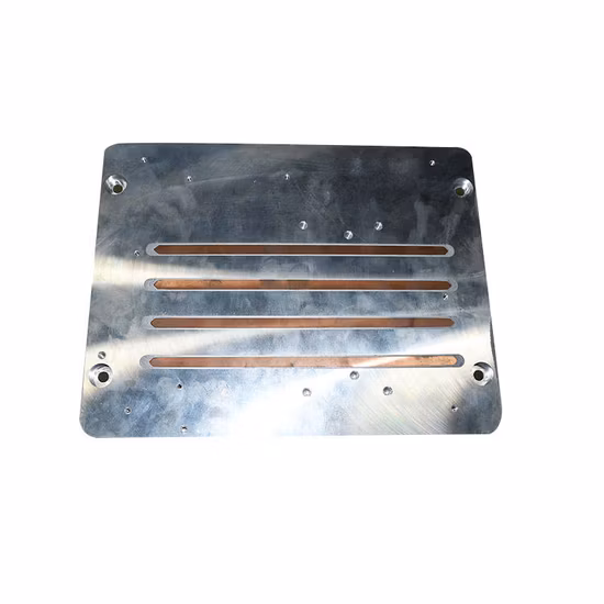 Dissipateur thermique à ailettes collées par tuyau en cuivre Dissipateur thermique en aluminium pour extrusion de tuyaux